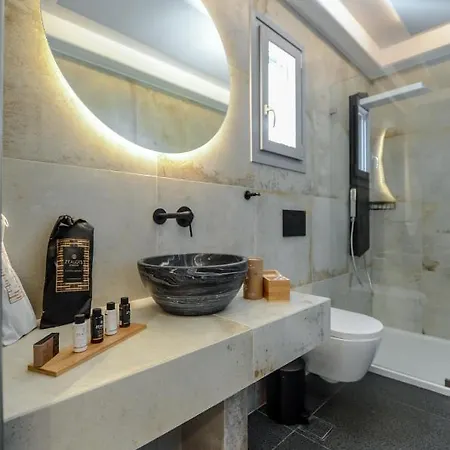 Naxos Pantheon Luxury Apartmán *