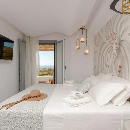 Naxos Pantheon Luxury Lägenhet