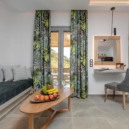 Naxos Pantheon Luxury Апартаменты