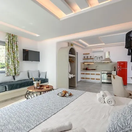 Naxos Pantheon Luxury Apartmán