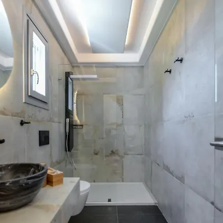 Naxos Pantheon Luxury Апартаменты