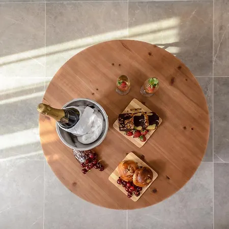 Naxos Pantheon Luxury *