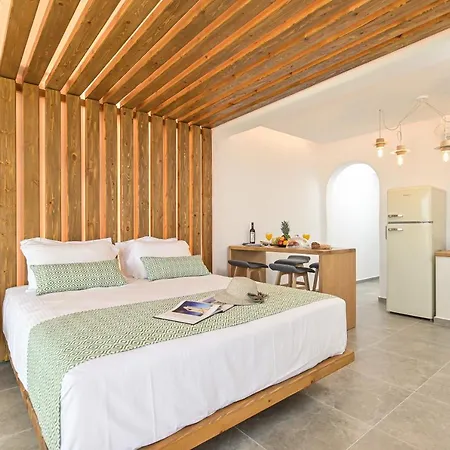 Naxos Pantheon Luxury Daire Agkidia