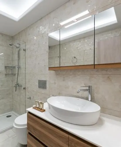 Naxos Pantheon Luxury